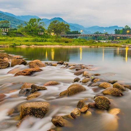 Pura Nakhon Hotel Nakhon Si Thammarat Dış mekan fotoğraf