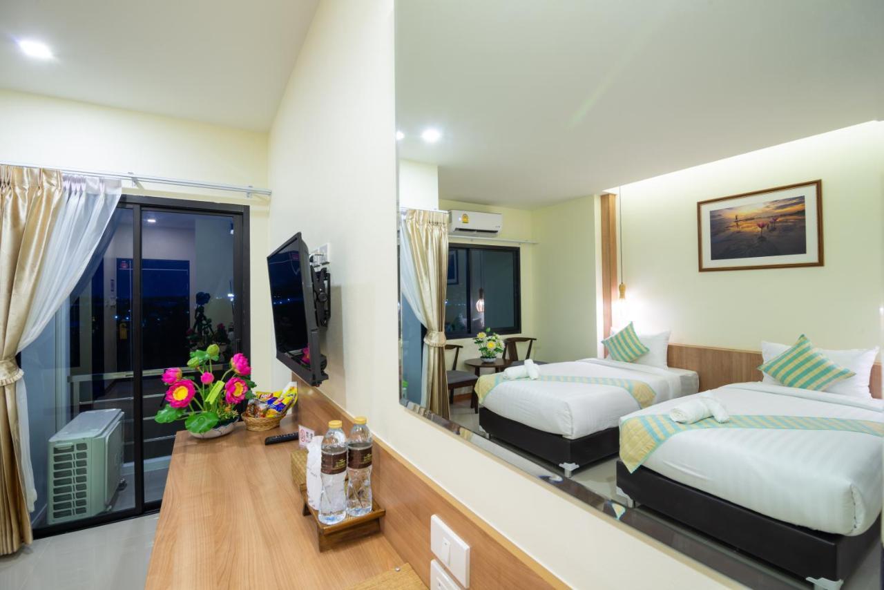 Pura Nakhon Hotel Nakhon Si Thammarat Dış mekan fotoğraf