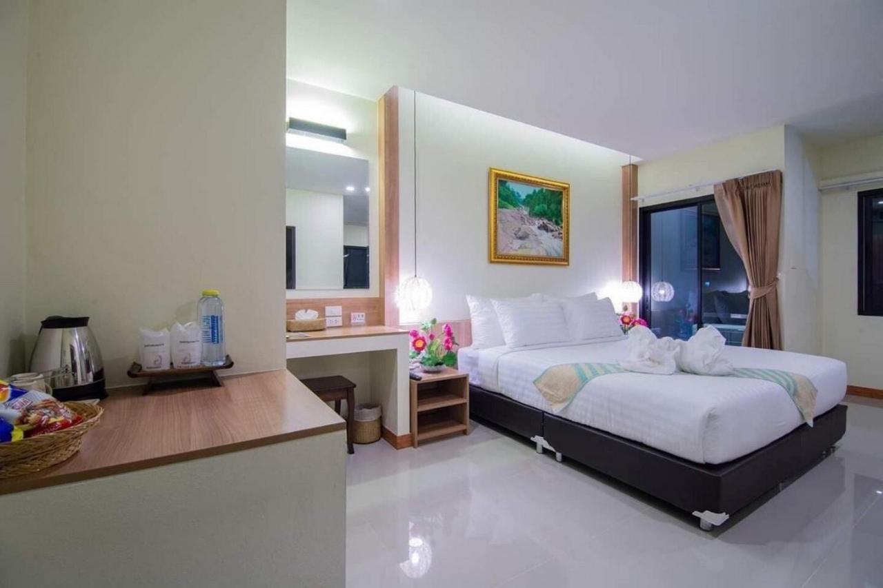 Pura Nakhon Hotel Nakhon Si Thammarat Dış mekan fotoğraf