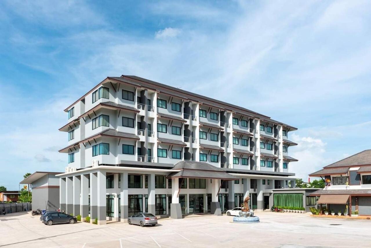 Pura Nakhon Hotel Nakhon Si Thammarat Dış mekan fotoğraf