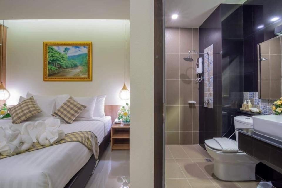 Pura Nakhon Hotel Nakhon Si Thammarat Dış mekan fotoğraf