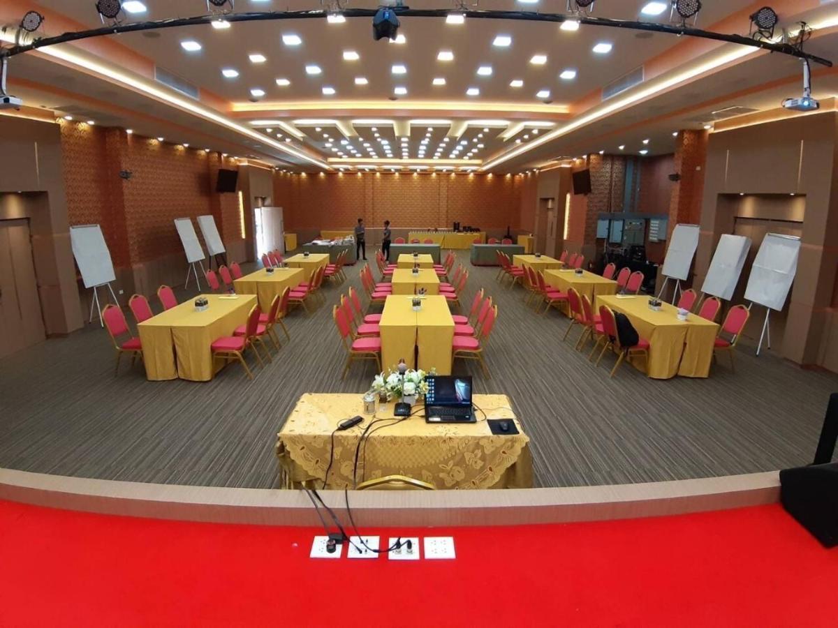 Pura Nakhon Hotel Nakhon Si Thammarat Dış mekan fotoğraf