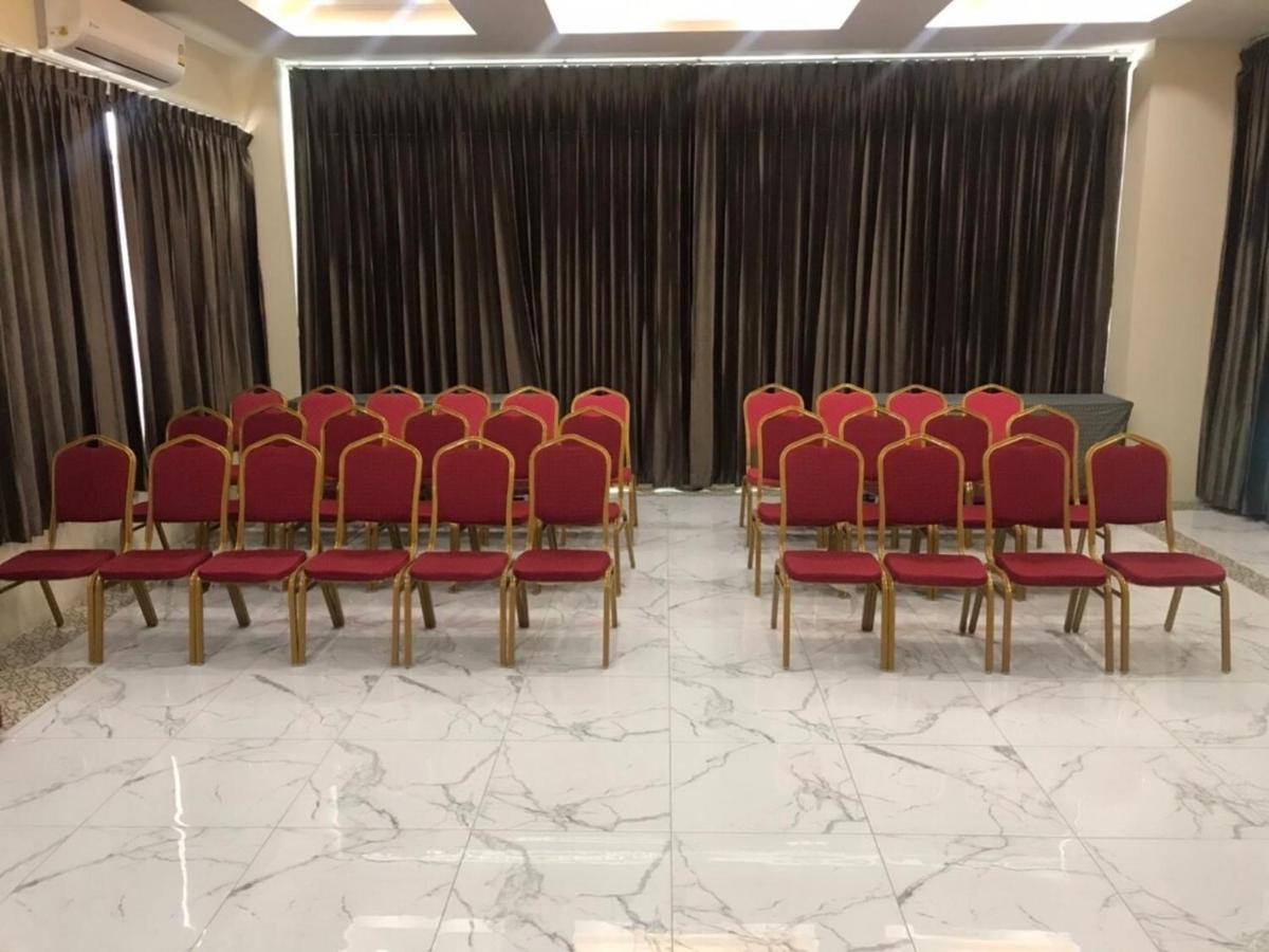 Pura Nakhon Hotel Nakhon Si Thammarat Dış mekan fotoğraf